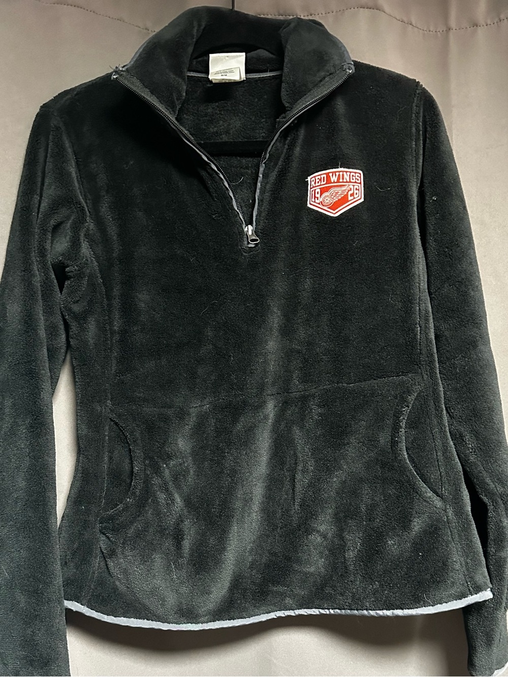 NHL Black V-Neck Fleece Pullover with Red Wings Patch